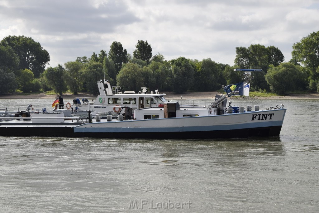 Schiff 1 Koeln in Hoehe der Koelner Zoobruecke P293.JPG - Miklos Laubert